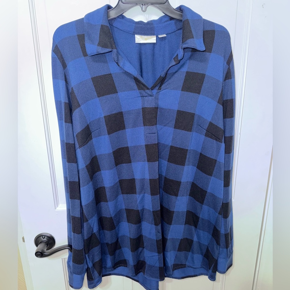 Belle by Kim Gravel Navy and Black Top